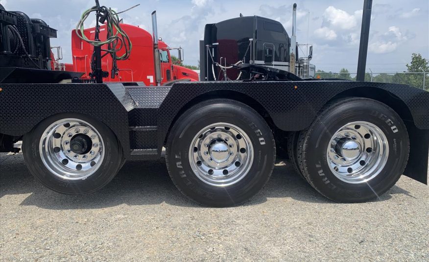 2014 Kenworth W900L Winch Truck