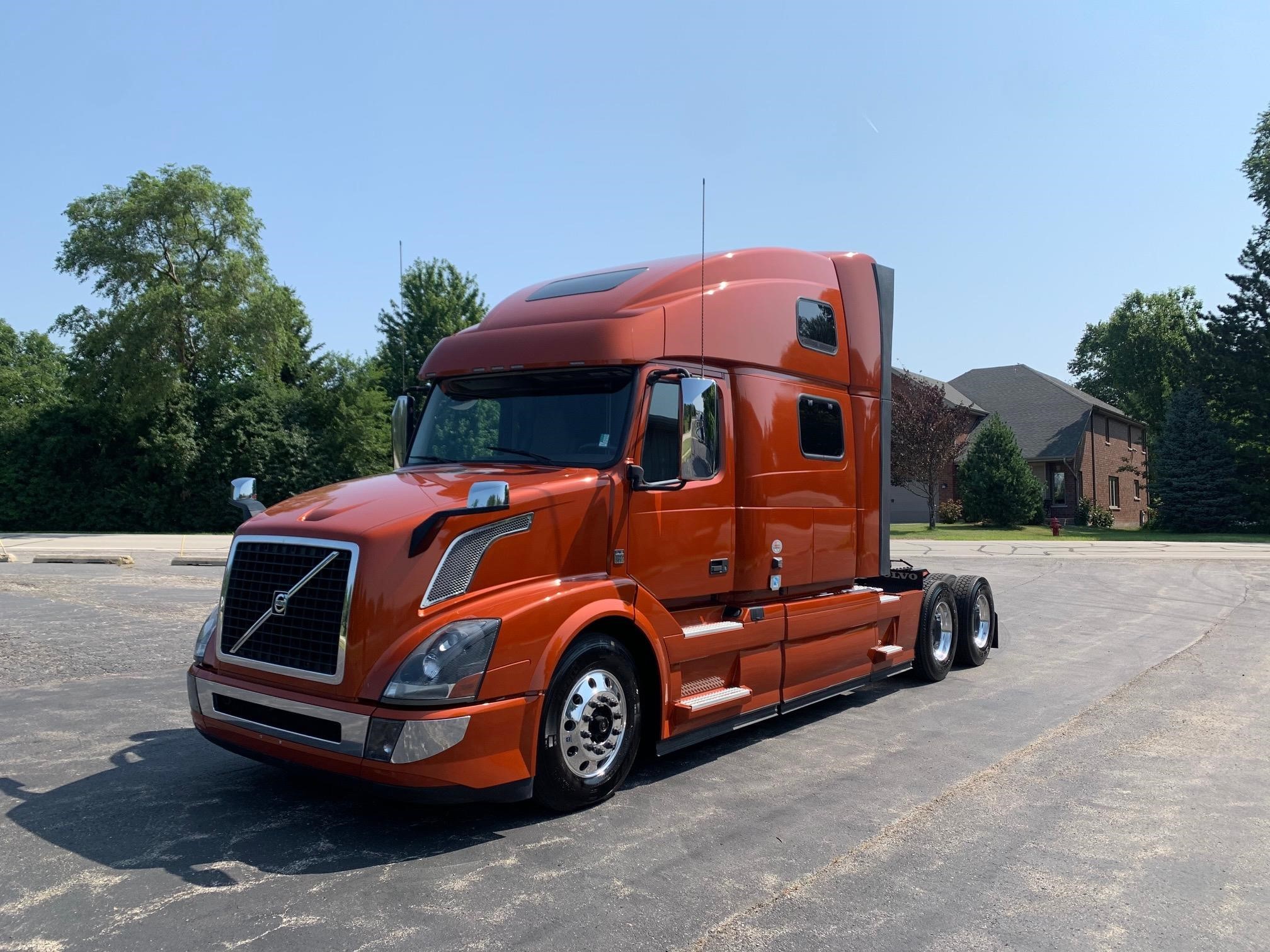 2018 Volvo VNL64T780