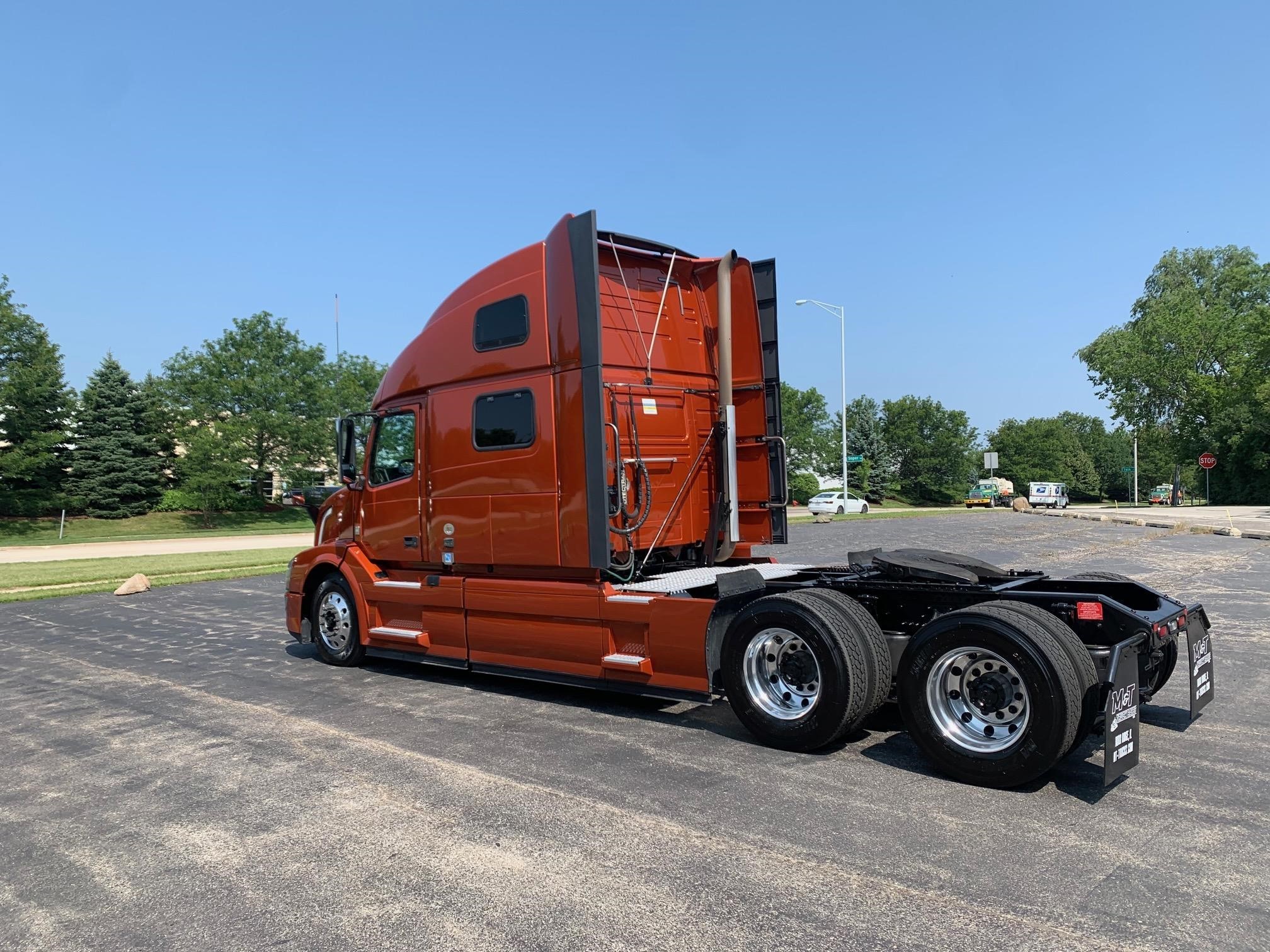 2018 Volvo VNL64T780