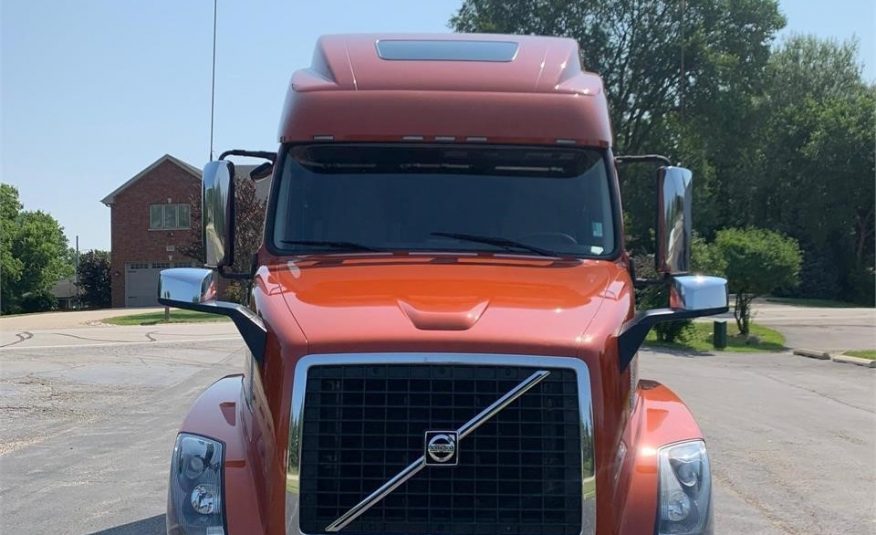 2018 Volvo VNL64T780