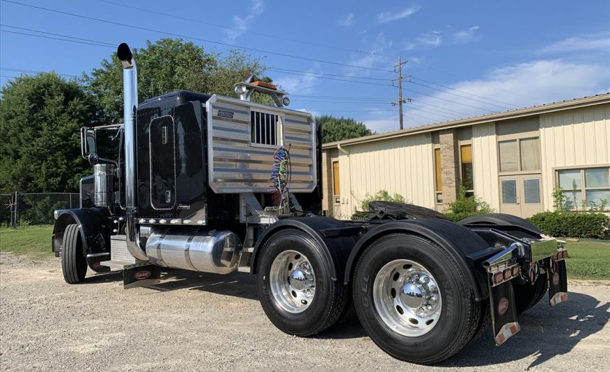 2014 Peterbilt 388 Glider