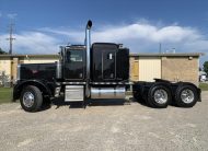 2014 Peterbilt 388 Glider