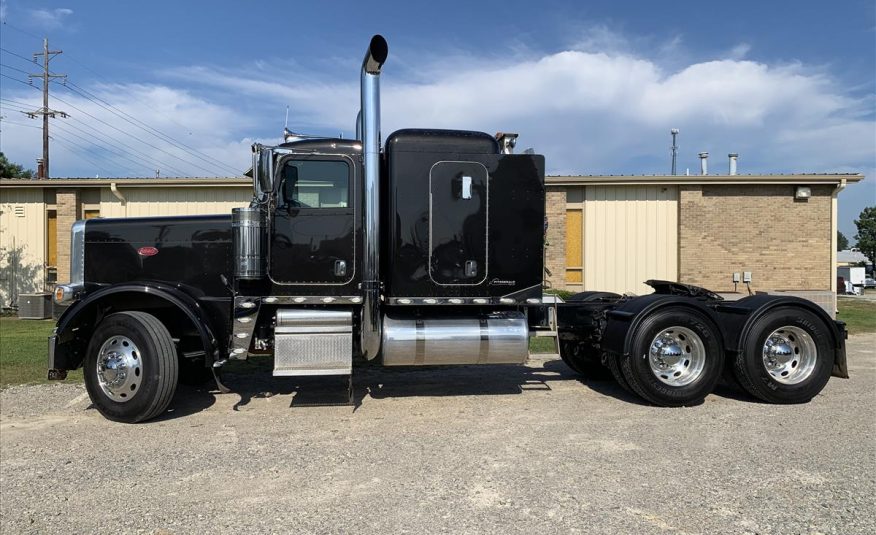 2014 Peterbilt 388 Glider