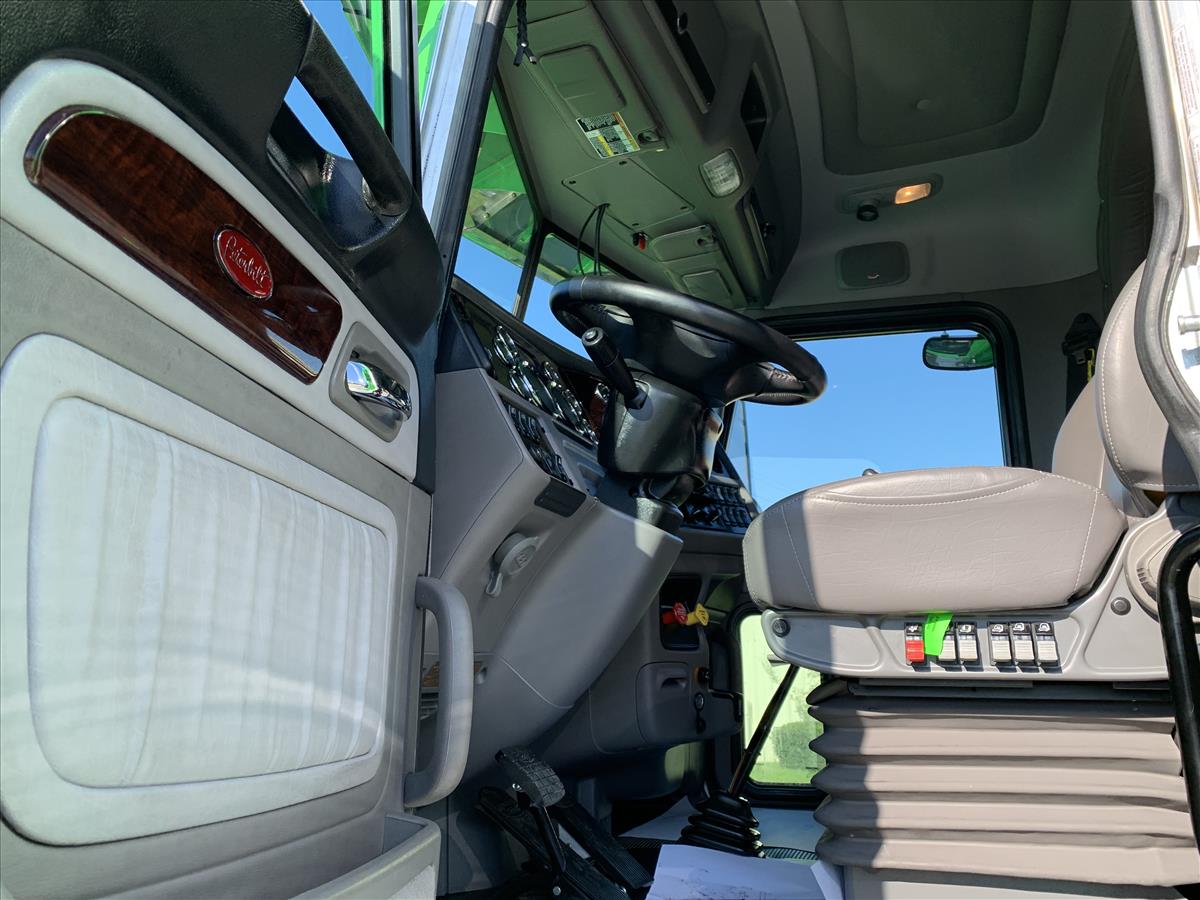 2018 Peterbilt 389 Pre Elog Glider