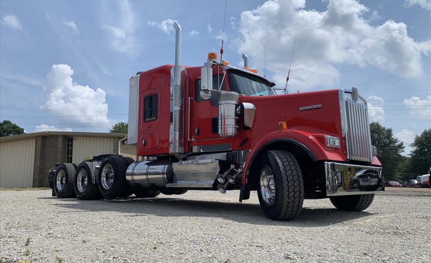 2016 Kenworth W900L Sleeper