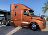 2018 Freightliner Cascadia Sleeper